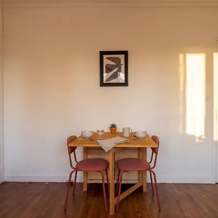 Le Strasbourg - Calme, Tram & Parking Aise Apartment *